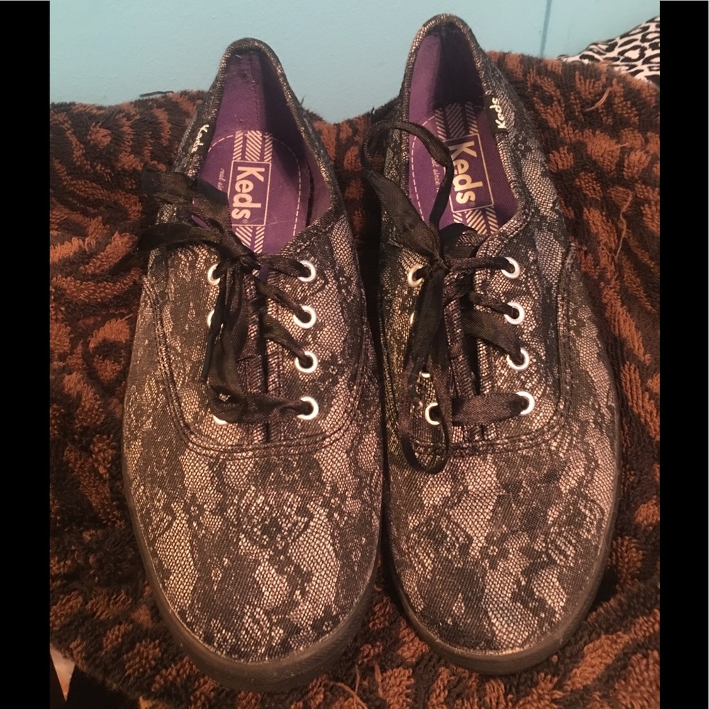 Lace Black Gray Keds